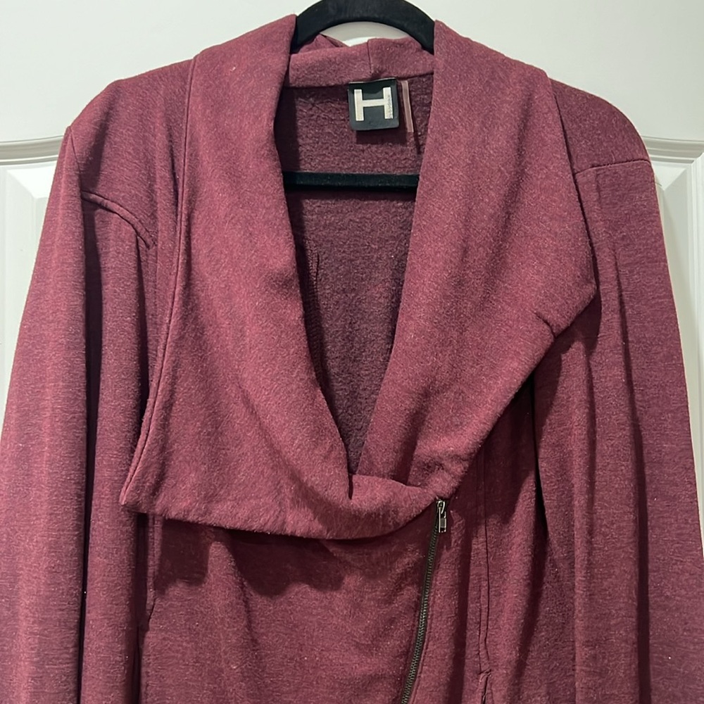 Sweater/jacket - Picture 2 of 4